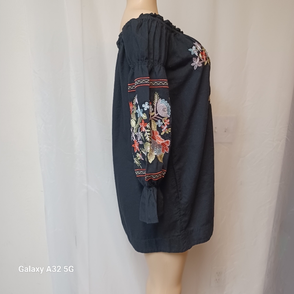 Free People Size XS Embroidered Black Off-Shoulder Dress - Picture 5 of 12